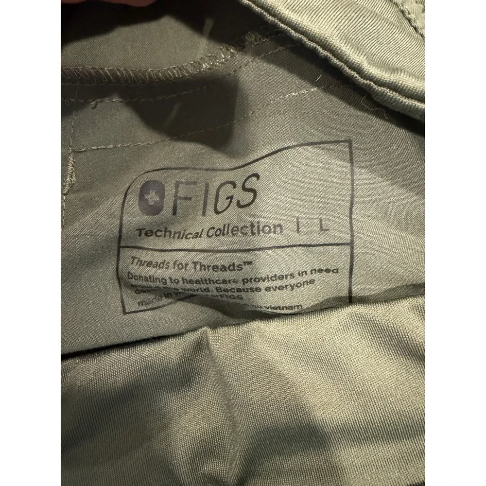Figs Axim T2001 Men Olive Green Cargo Scrub Pants Technical Collection Large L